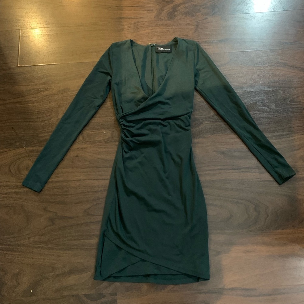 Elegant Green v neck Dress